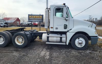 2004 FREIGHTLINER Columbia Conventional