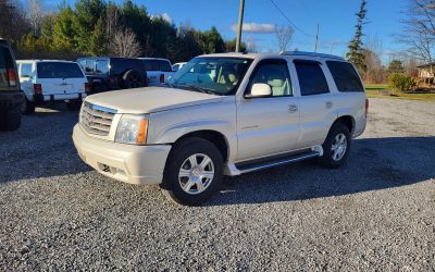 2004 Cadillac Escalade Luxury