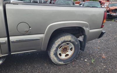 6.5ft Truck Box and Tonneau Cover